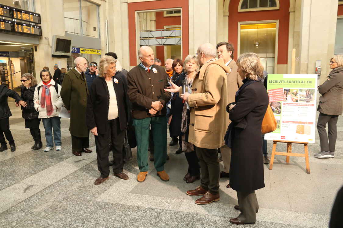 Sala Gonin_01.jpg - Stazione Porta Nuova Torino - Riprese Rai 3 Giornata FAI